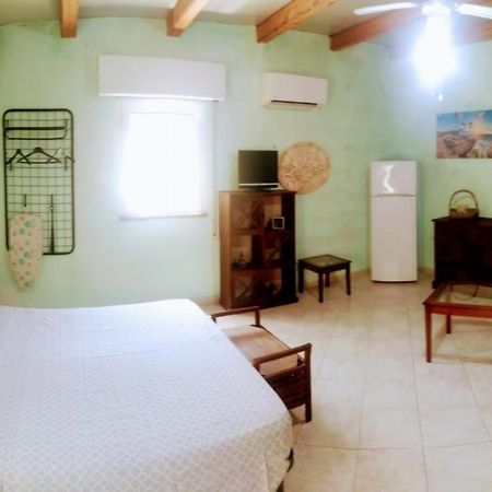 מלון אלקאמו Casa Degli Oleandri מראה חיצוני תמונה