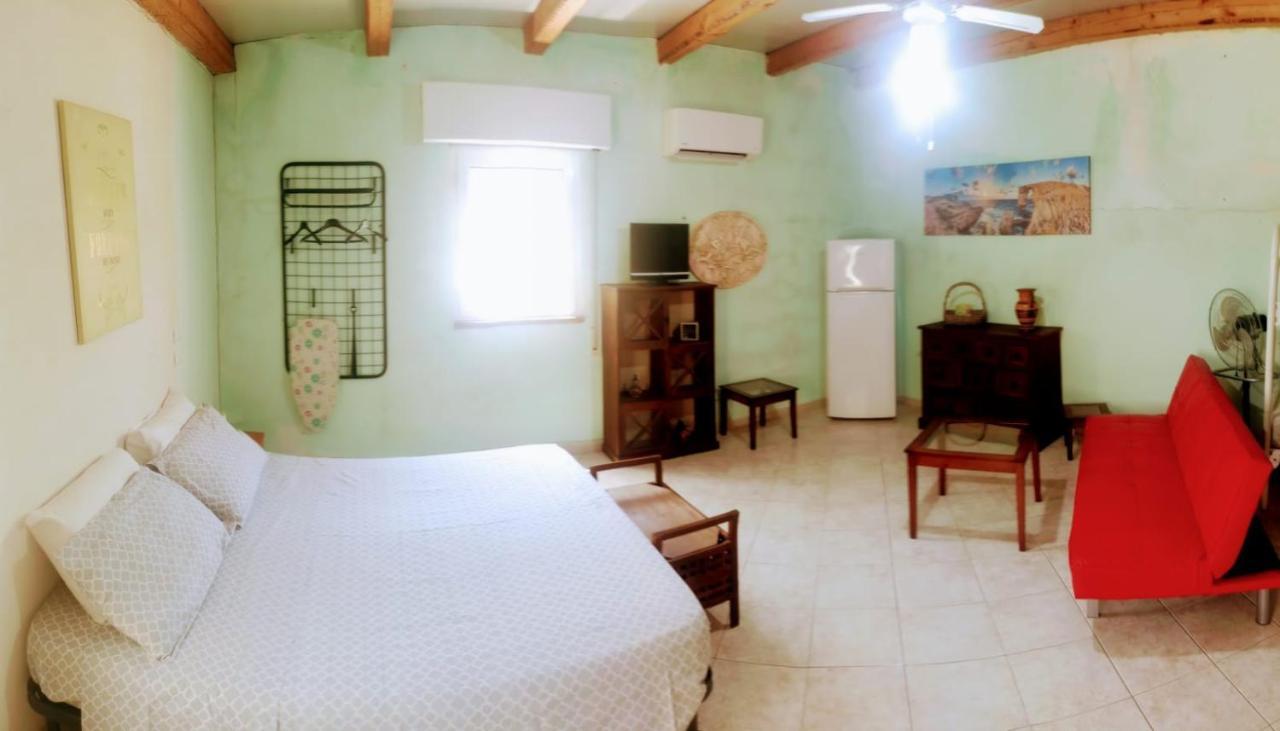 מלון אלקאמו Casa Degli Oleandri מראה חיצוני תמונה